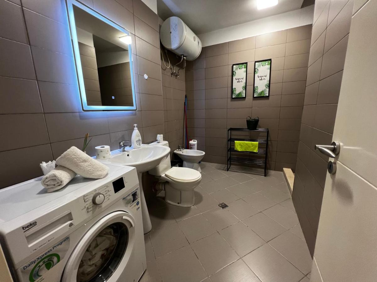 City Centre Apartments ティラナ エクステリア 写真