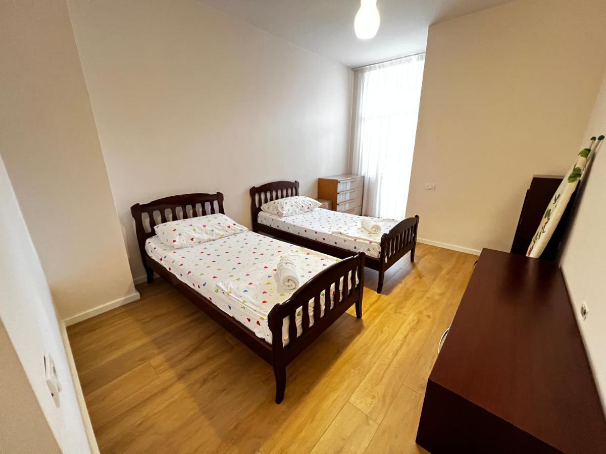 City Centre Apartments ティラナ エクステリア 写真