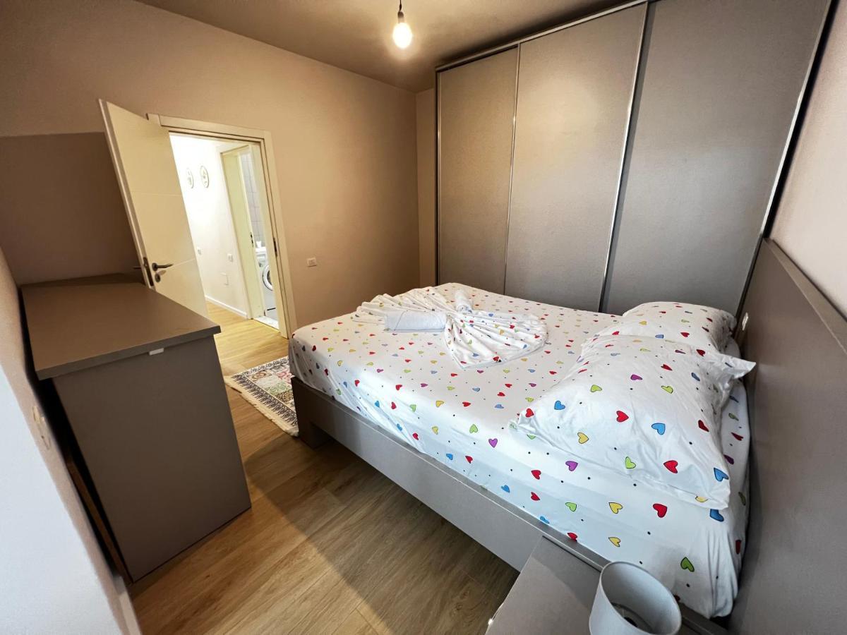City Centre Apartments ティラナ エクステリア 写真